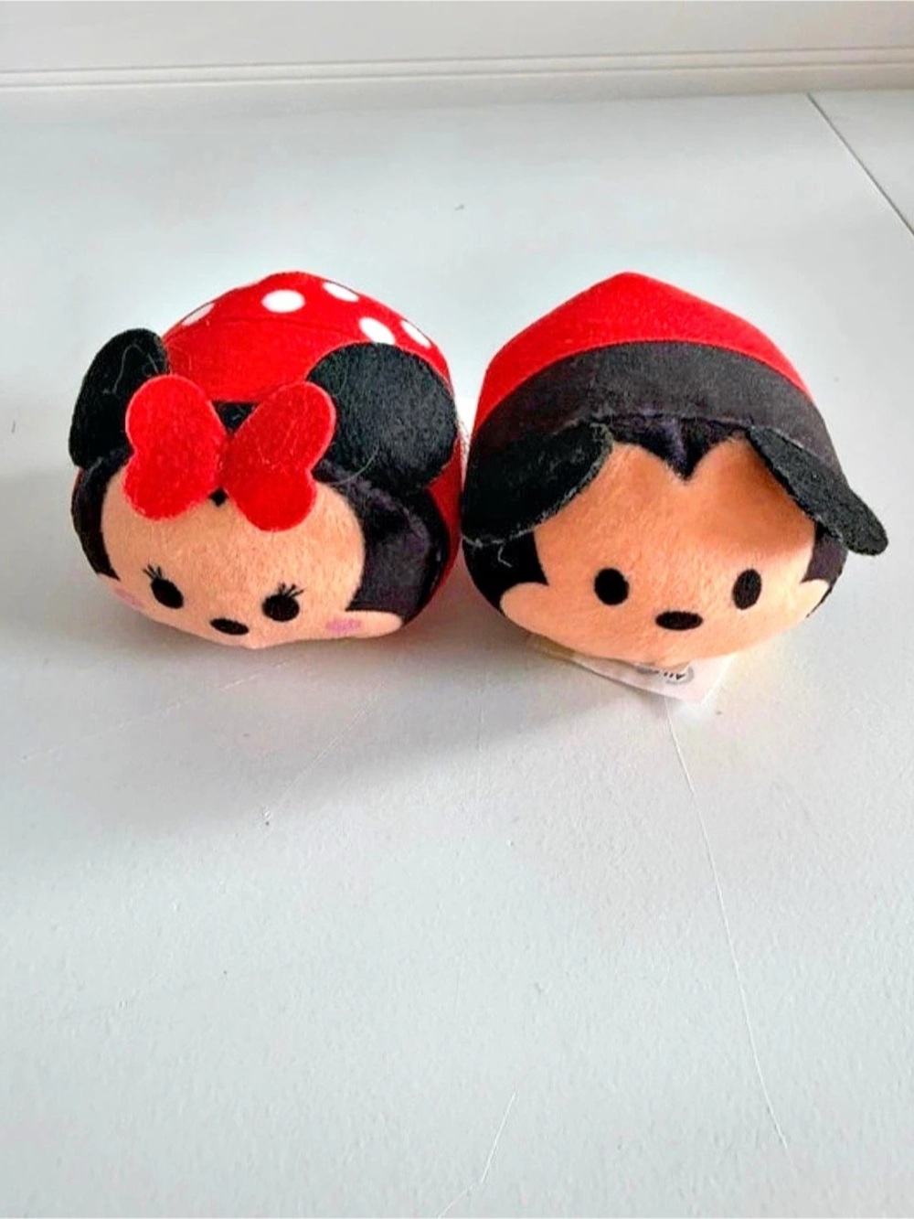 Disney Tsum Mickey and Minnie Mini Plush Set Red & Black